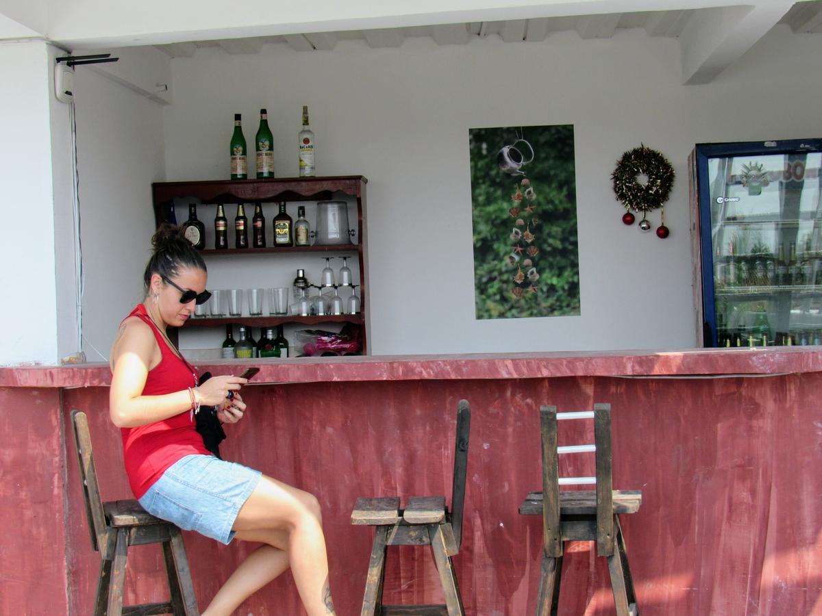 Caracoles Hostal