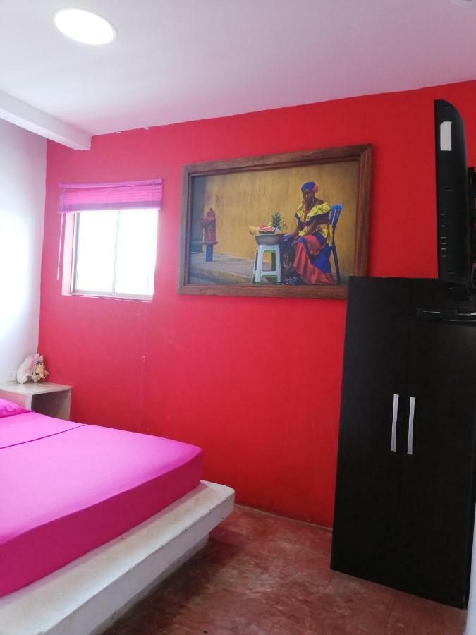 Hostal Caracoles