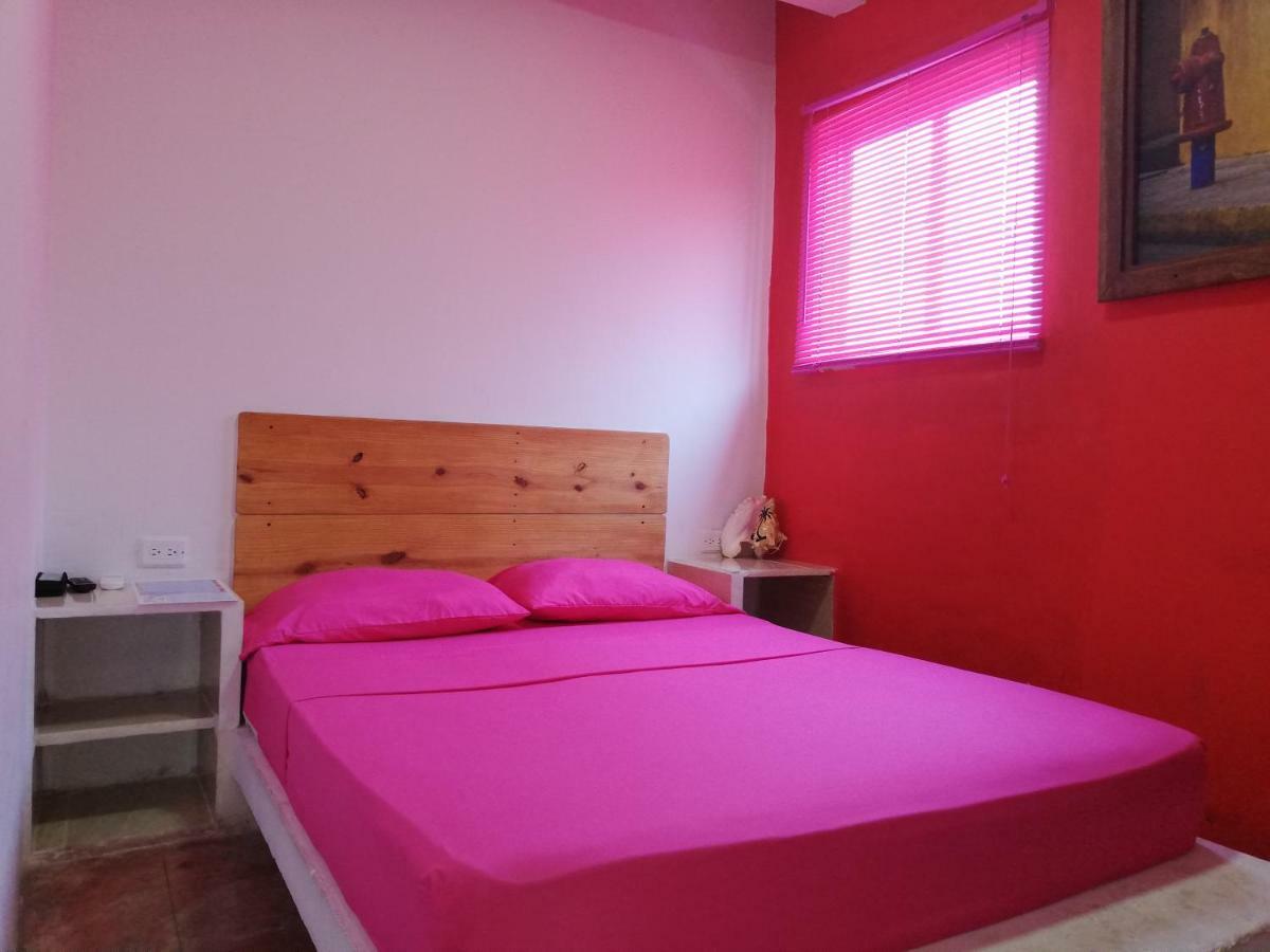 Caracoles Hostal