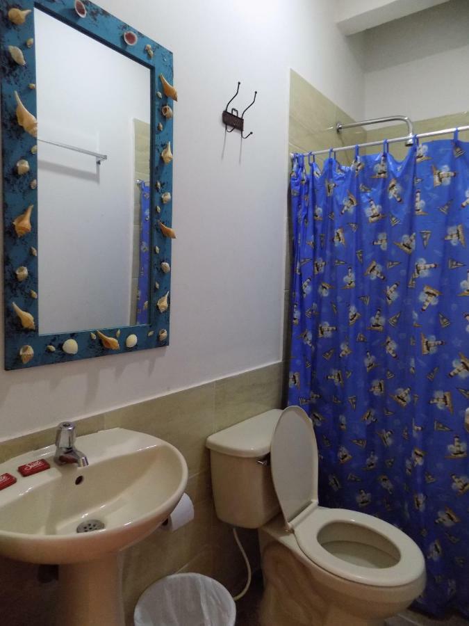 Hostal Caracoles